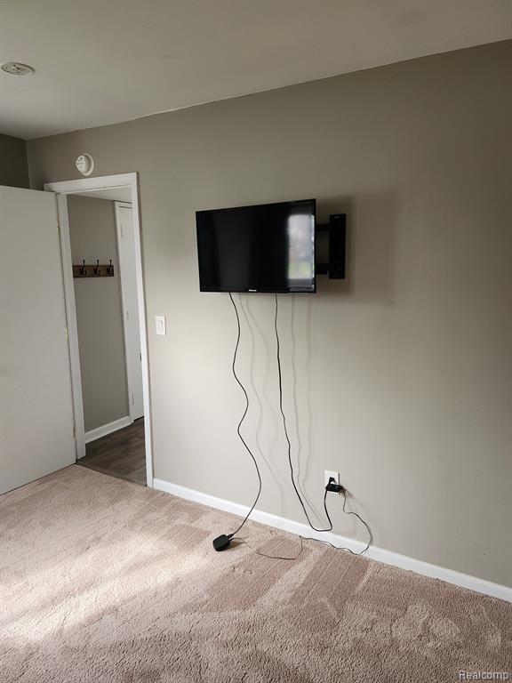 732 HARTNER Drive, Holly, MI 48442 — Photo 14