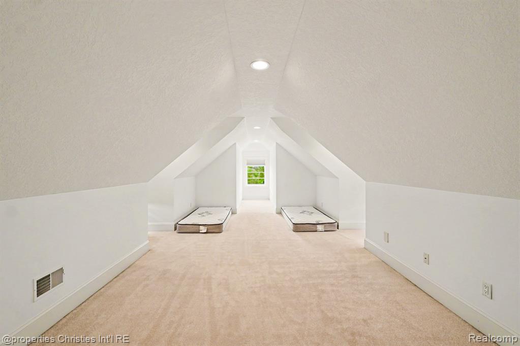 16987 Kings Fairway Lane, Grand Blanc, MI 48439 — Photo 28