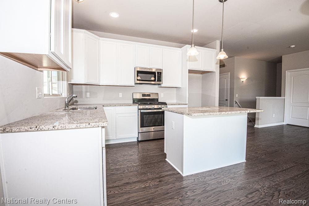 53188 Woodland, Chesterfield, MI 48047 — Photo 7