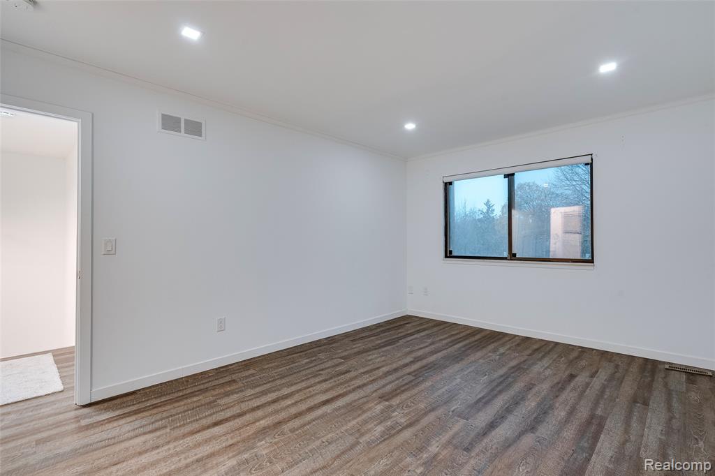 6265 Potomac Circle, West Bloomfield, MI — Photo 31