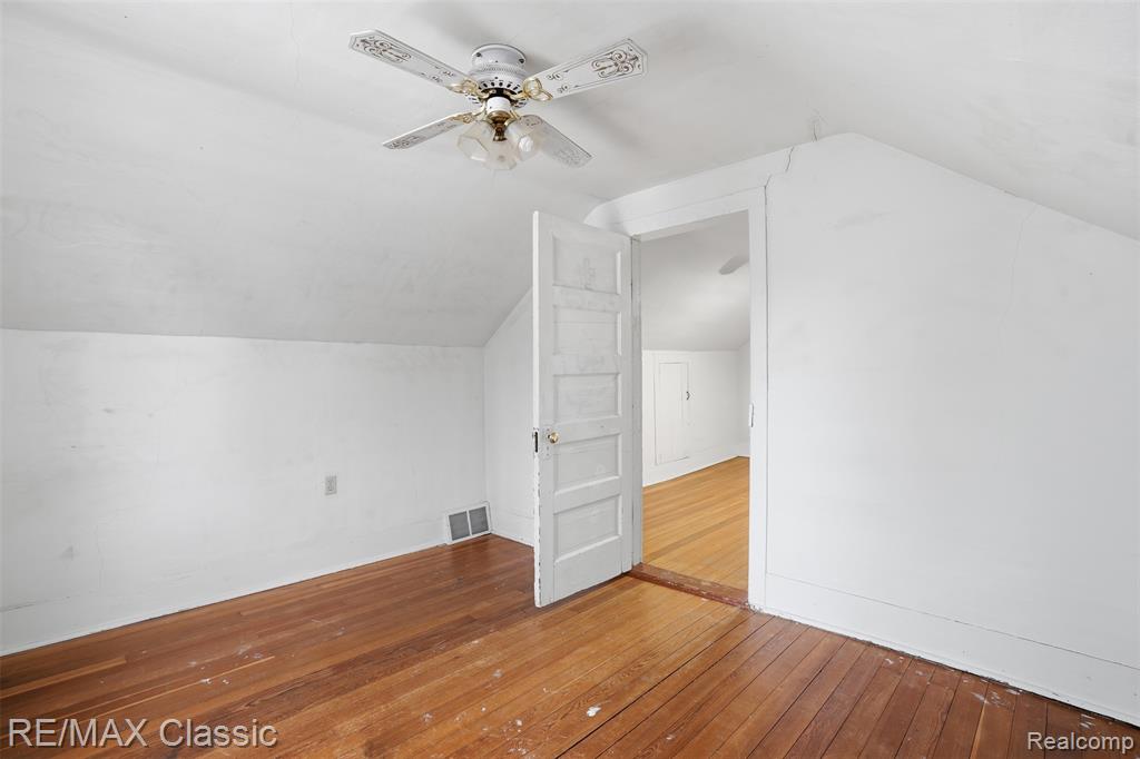 226 Franklin Street, Milford, MI 48381 — Photo 21