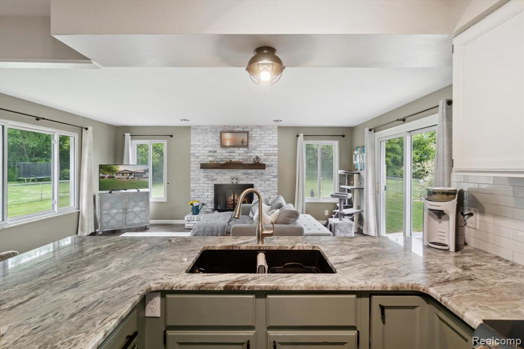7031 Cleon Drive, Swartz Creek, MI 48473 — Photo 14