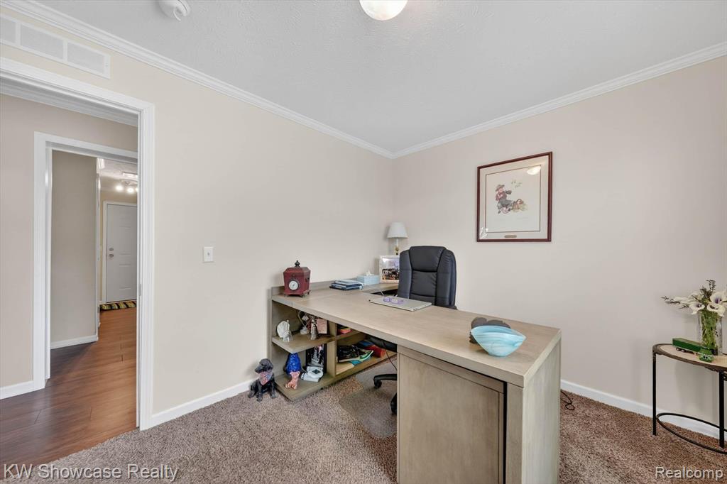 52525 Willow Wood Court, Chesterfield, MI — Photo 18