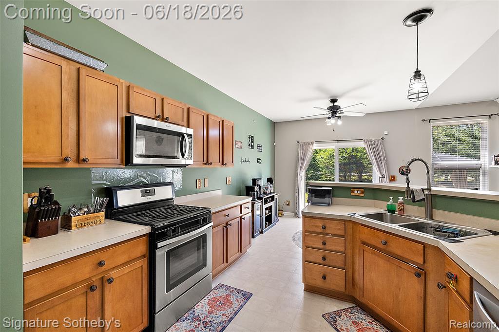 997 River Rock Drive, Holly, MI 48442 — Photo 18