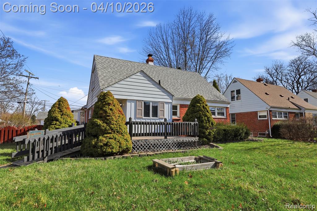 20201 Lancaster Street, Harper Woods, MI 48225 — Photo 35