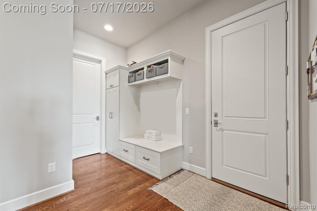 602 Wellington Circle, Rochester Hills, MI 48309 — Photo 15