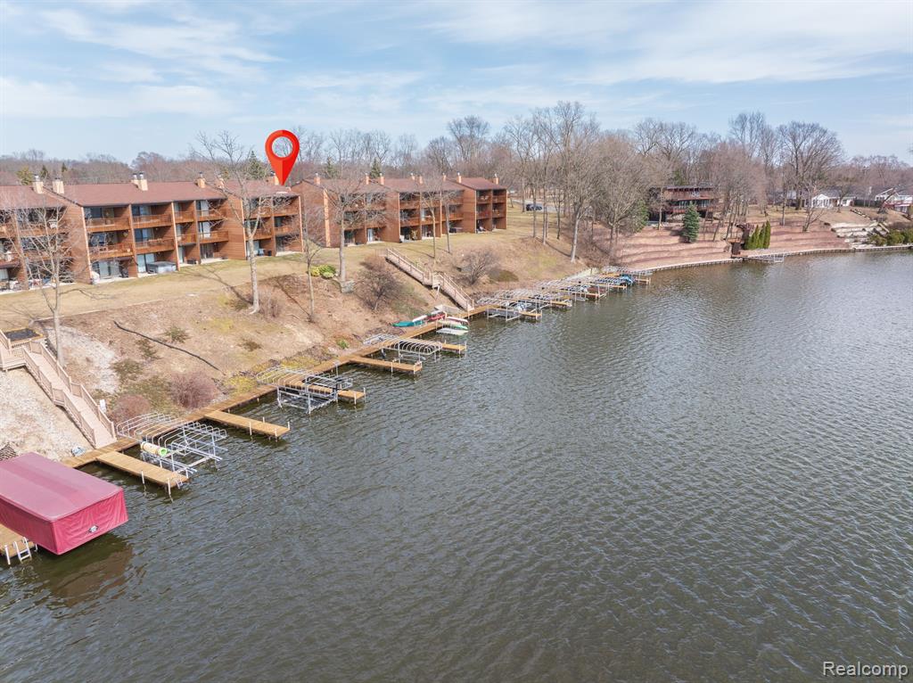 48041 BAYSHORE Drive, Belleville, MI 48111 — Photo 37