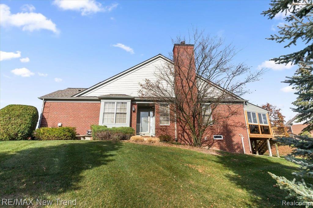 16502 CYPRESS Court, Northville, MI 48168 — Photo 32