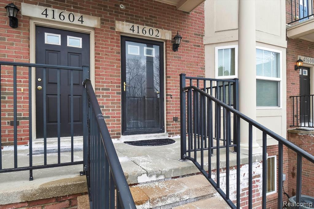 41602 Hamlet Lane, Novi, MI — Photo 4