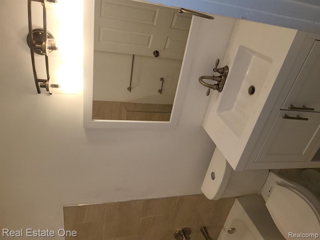 18603 Mackay Street, Detroit, MI 48234 — Photo 10