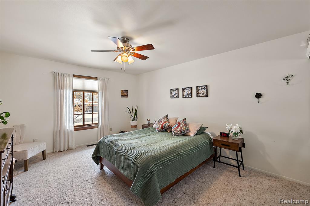 813 ABBEY Lane, Milford, MI 48381 — Photo 22