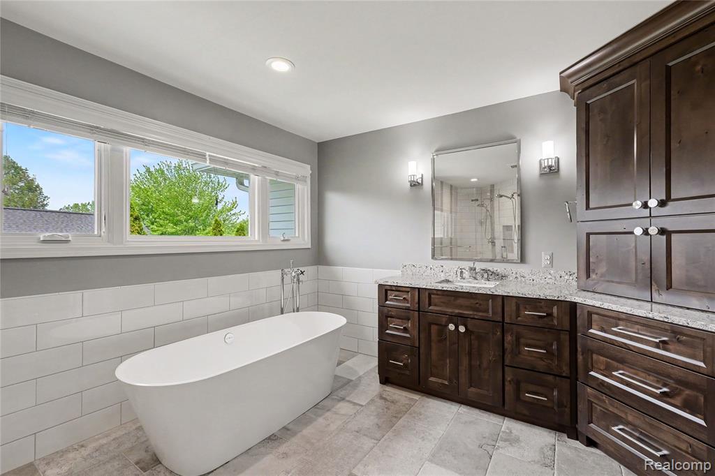 4179 Saint Andrews Street, Howell, MI 48843 — Photo 31