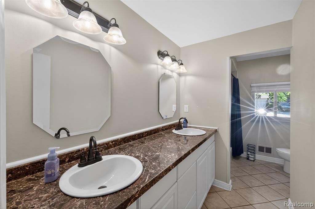 40142 Pallazo Street, Clinton Twp, MI 48038 — Photo 14