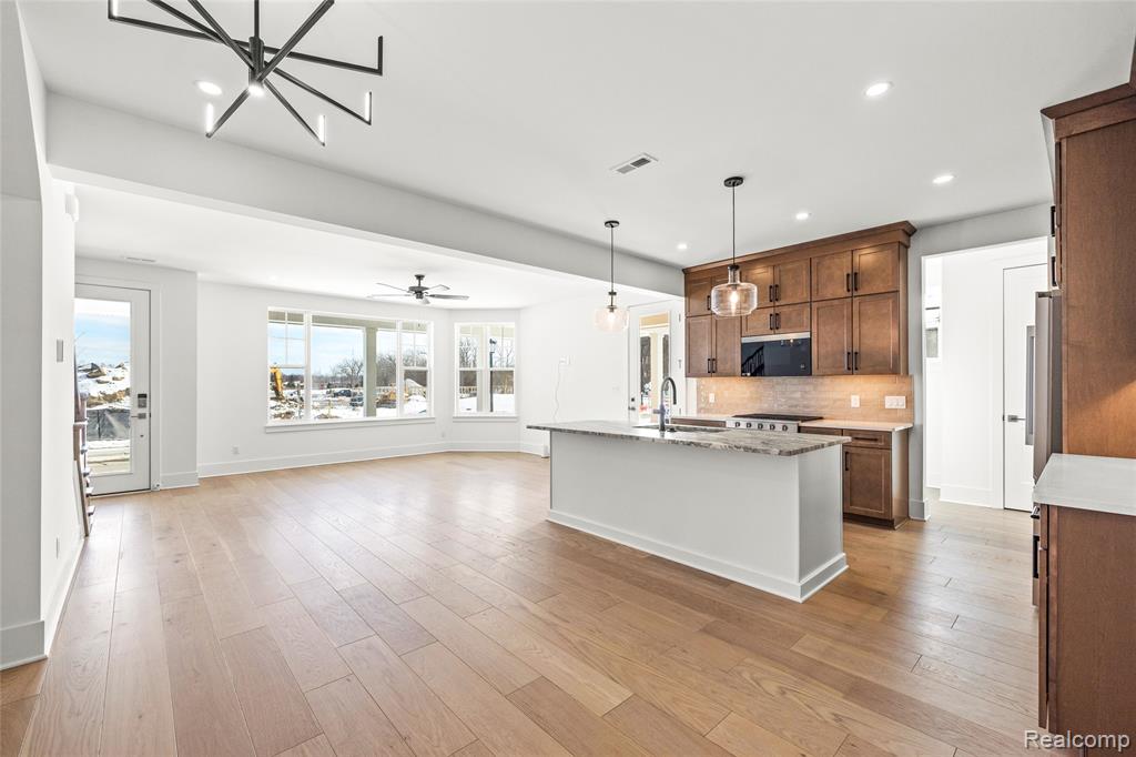 416 S Center Street, Northville, MI 48167 — Photo 8