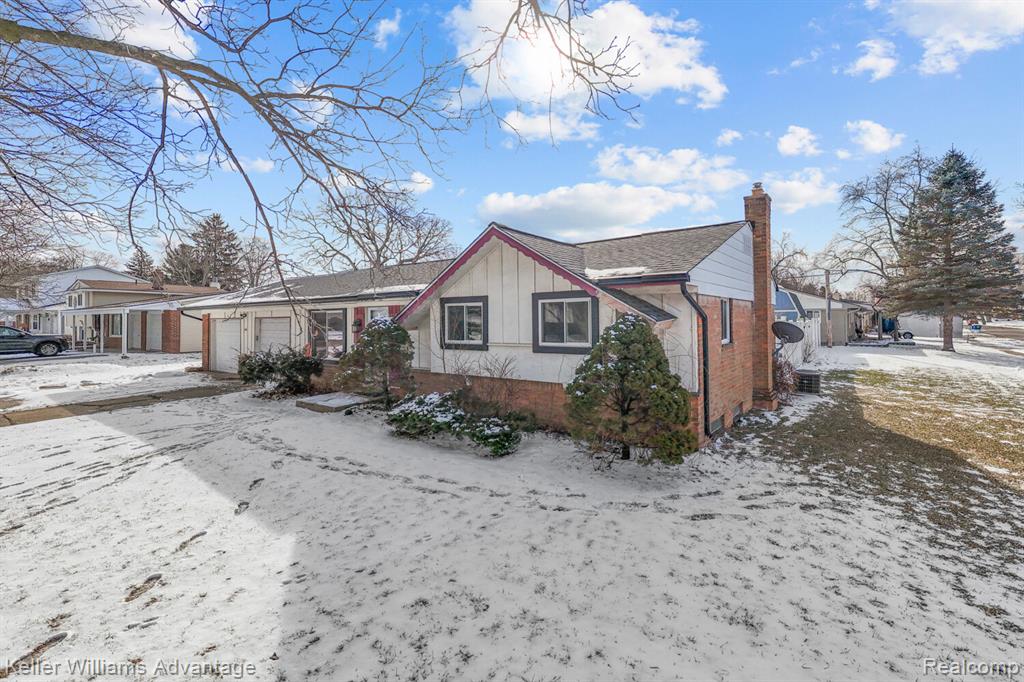 8735 Ringwood Drive, Commerce Twp, MI 48382 — Photo 25
