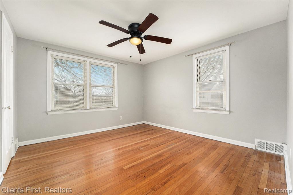 4600 FIRESTONE Street, 8, Dearborn, MI 48126 — Photo 9
