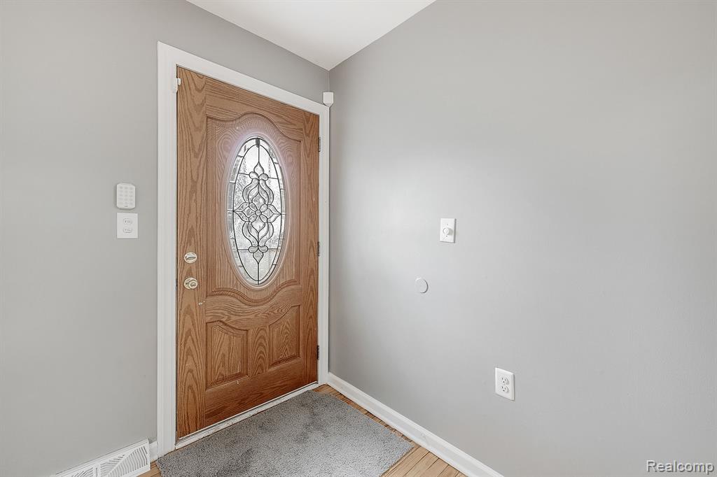 6325 FELLRATH Street, Taylor, MI 48180 — Photo 6