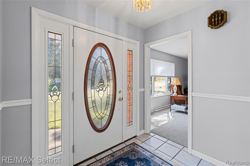 445 Bellewood Drive, Flushing, MI 48433 — Photo 7
