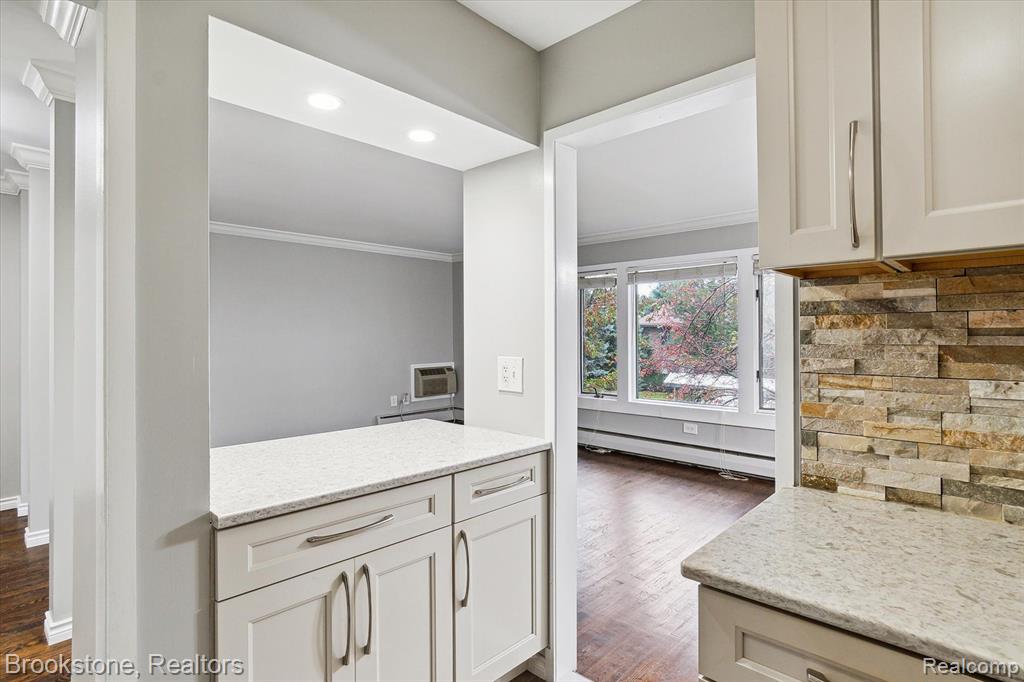 359 CONCORD PL, Unit 3, Bloomfield Hills, MI 48304 — Photo 10