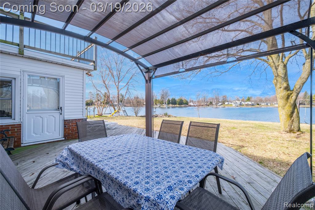 1962 Lake Pointe Drive, Ortonville, MI 48462 — Photo 23