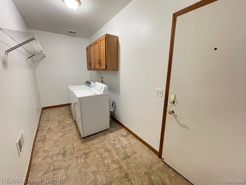 44624 Ford Way, Novi, MI — Photo 13