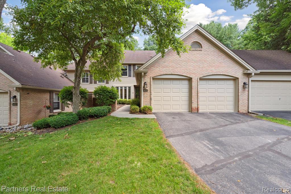 4614 Golf View Drive, 79, Brighton, MI 48116 — Photo 3