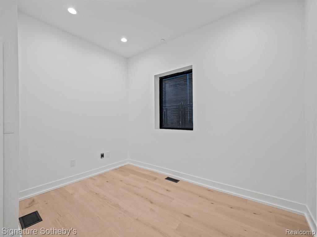 116 N 4 Avenue, Ann Arbor, MI 48104 — Photo 61