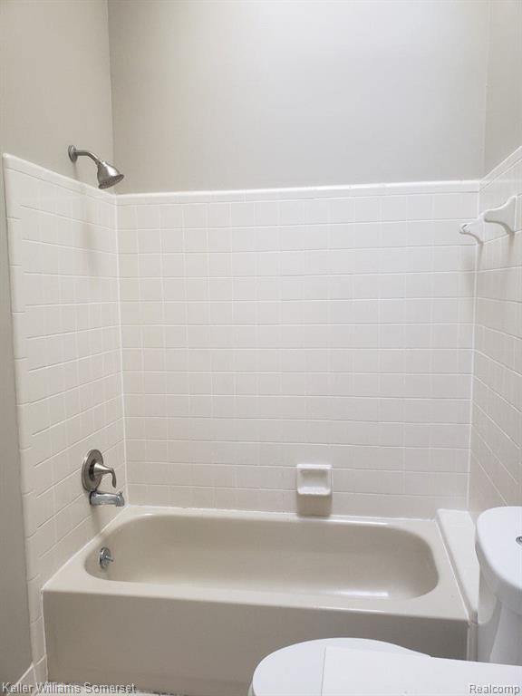 39975 CROSSWINDS, Novi, MI — Photo 23