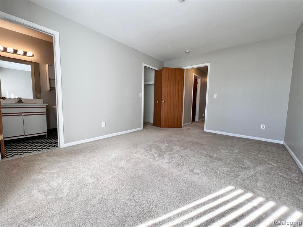 42601 LILLEY POINTE Drive, Canton, MI 48187 — Photo 8