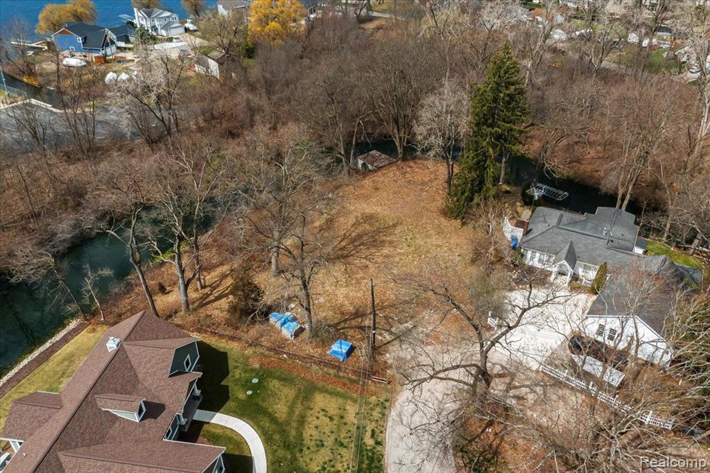 4339 BLUEBIRD Drive, Commerce Twp, MI 48382 — front exterior