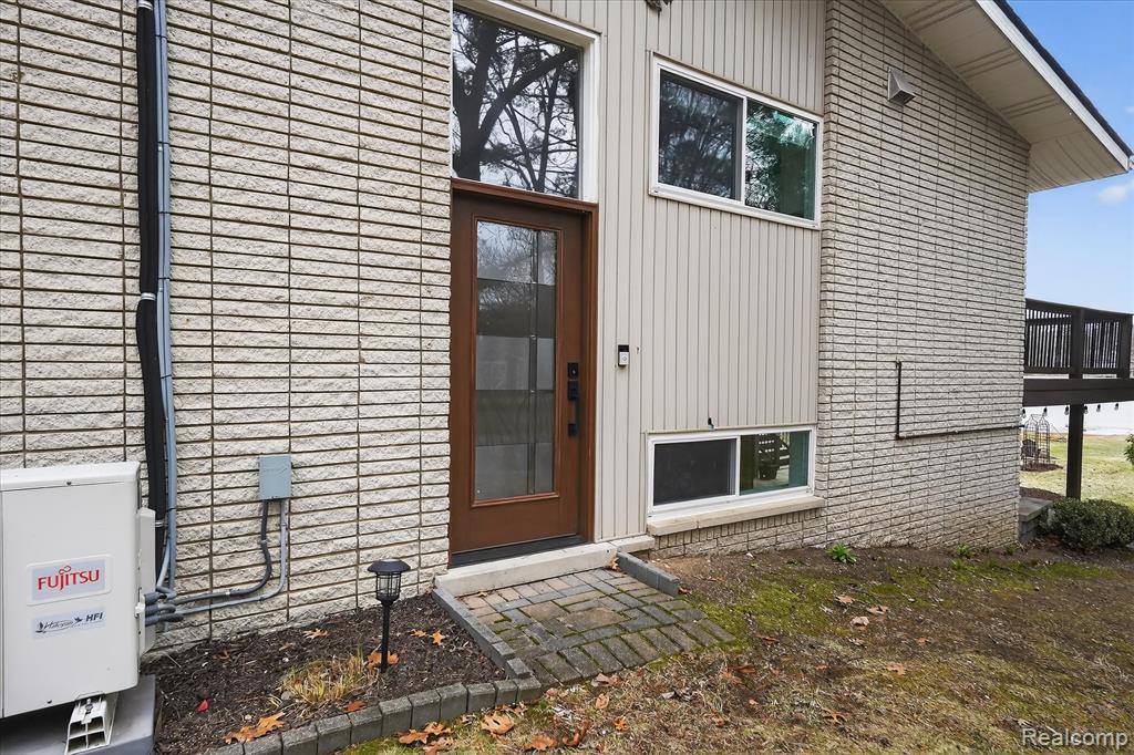 640 Sunset, White Lake, MI 48383 — Photo 46
