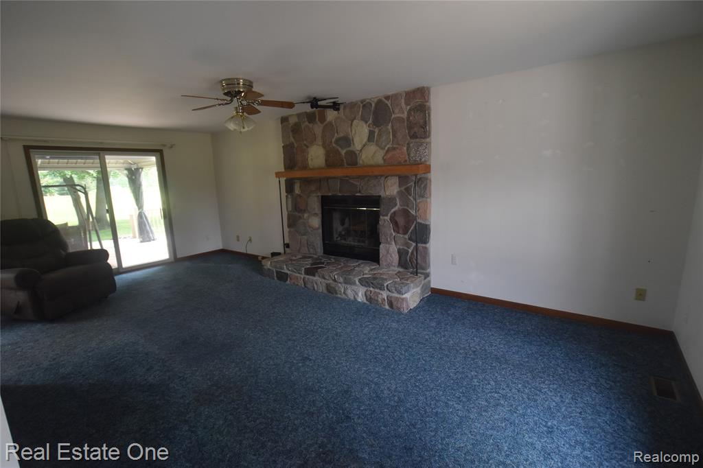 246 Nicklas Court, Oxford, MI 48371 — Photo 32