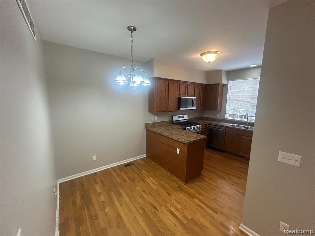 41508 Glade Road, Canton, MI 48187 — Photo 8