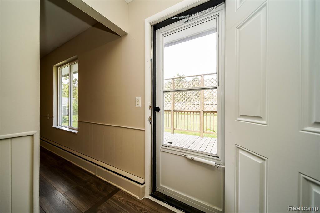 46269 HULING Street, Shelby Twp, MI 48317 — Photo 15