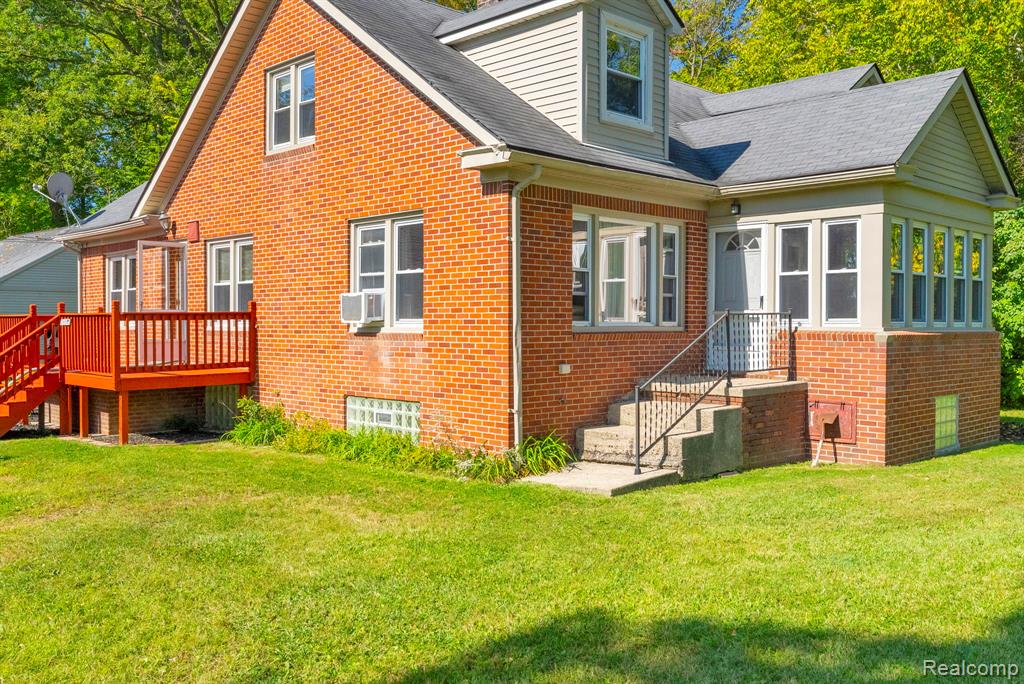 24915 Saint Paul Boulevard, Harrison Township, MI — Photo 4