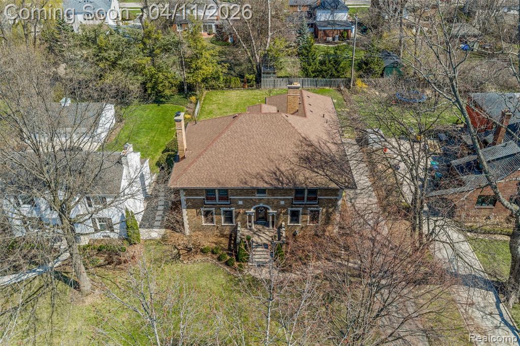 630 Lakepointe Street, Grosse Pointe, MI 48230 — Photo 25