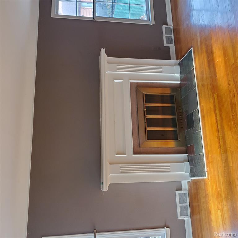 16214 Shaftsbury Avenue, Detroit, MI 48219 — Photo 4