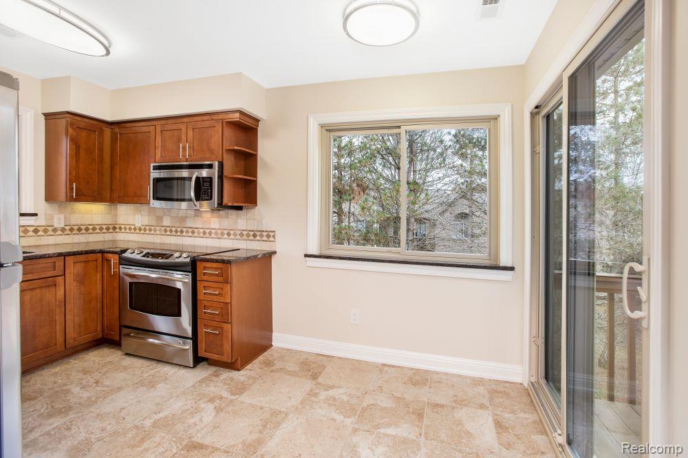 722 S Milford Road, Milford, MI 48381 — Photo 5