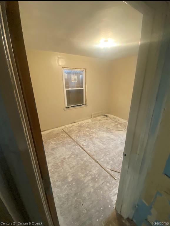 19436 Lindsay Street - Photo 3