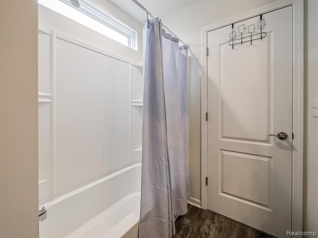 8640 Quincy Drive, Westland, MI — Photo 30
