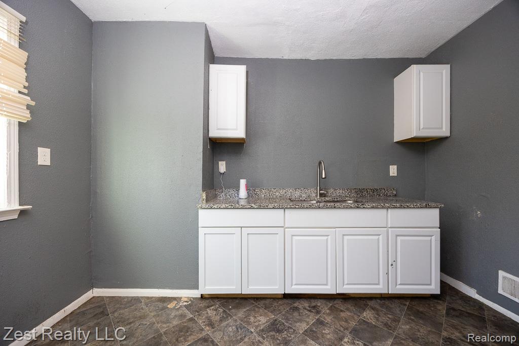 3795 Kendall Street, Detroit, MI 48238 — Photo 8