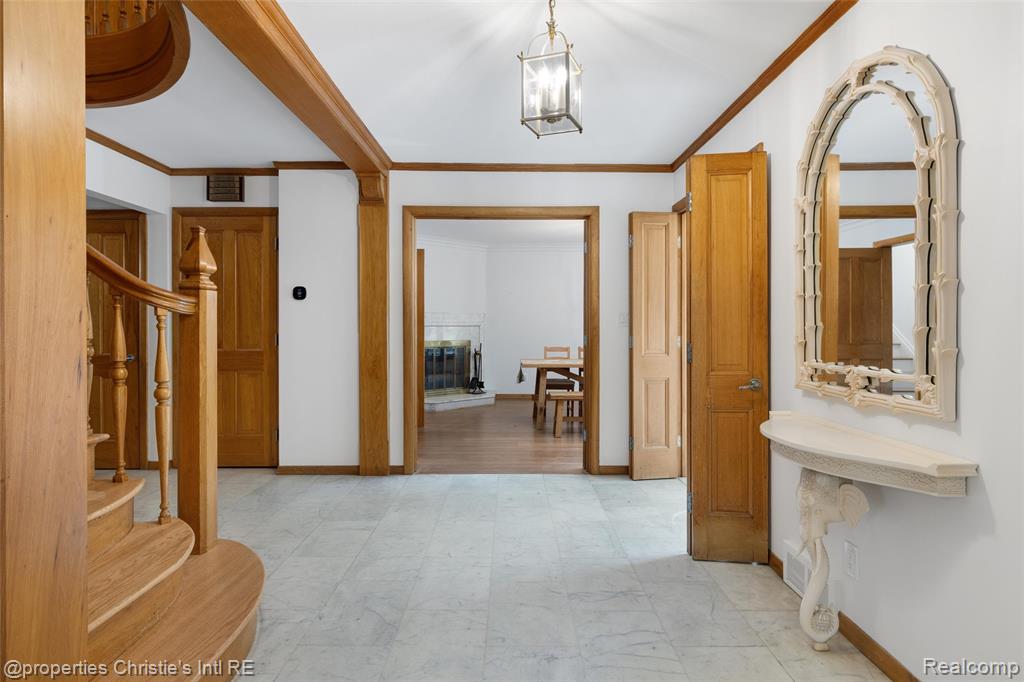 1925 Wellesley Drive, Detroit, MI 48203 — Photo 11