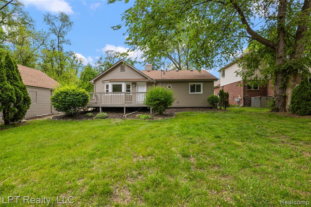 41400 Utica Road, Sterling Heights, MI 48313 — Photo 41