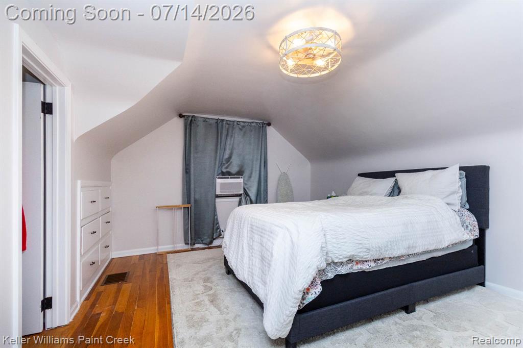 1466 Hampton Rd, Grosse Pointe Woods, MI 48236 — Photo 33