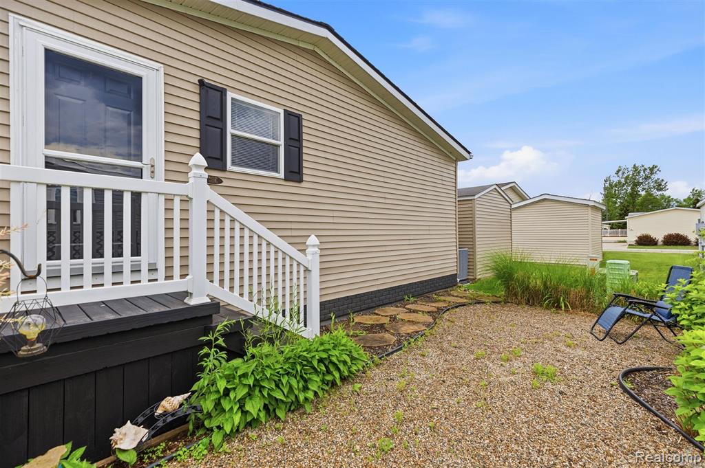 57510 Old Red Ln, Lenox, MI 48048 — Photo 27