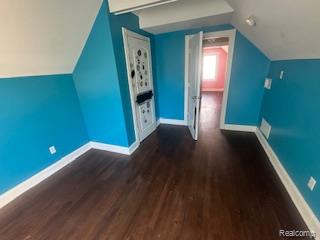 20260 Lancaster Street, Harper Woods, MI 48225 — Photo 15