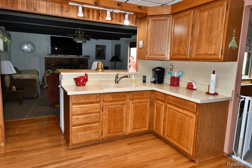 9609 E MADISON Road, St. Helen, MI 48656 — Photo 8