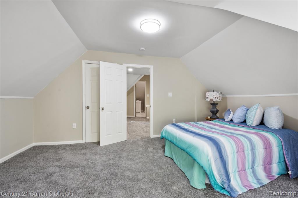 65 Melbourne Street, Detroit, MI 48202 — Photo 39