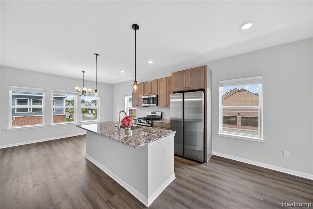 4876 E Ludlow Lane, Troy, MI 48085 — Photo 10