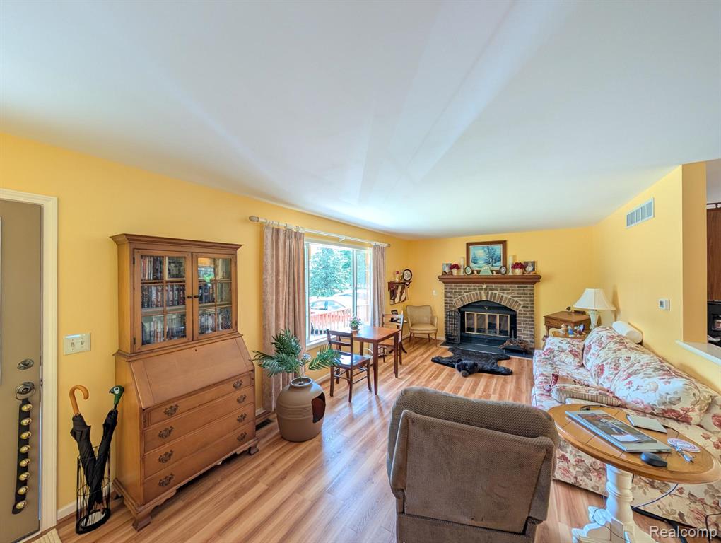 4005 Indian Camp Trail, Howell, MI 48855 — Photo 10